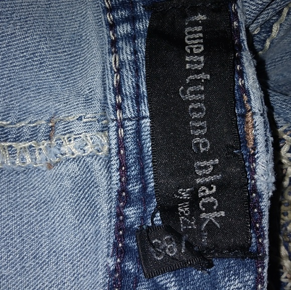 Rue21 TwentyOne 7/8 Short Black Bling Pockets Jeans - Picture 5 of 5